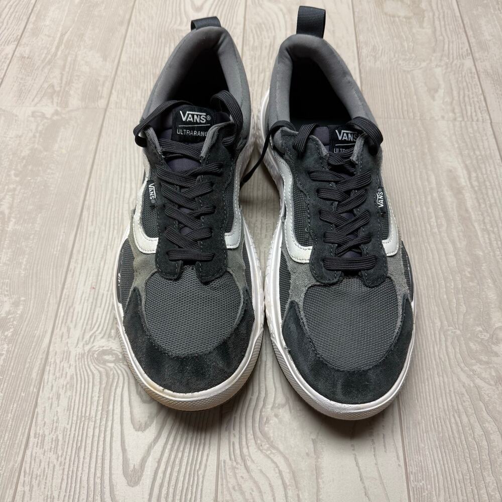 Vans UltraRange Sneakers Men’s 11 Black Gray White Suede Mesh Athletic Shoes
